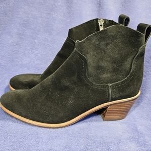 UGG womens Kingsburg Ankle boot black 7.5